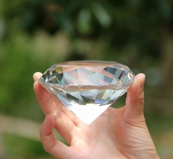 Artificial Crystal paper weight - Image 3