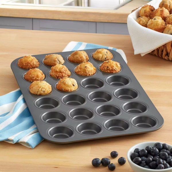 24-Hole Mini Cupcake Pan MOQ 240pcs . FOB 🇨🇳 $1.65 - Image 3