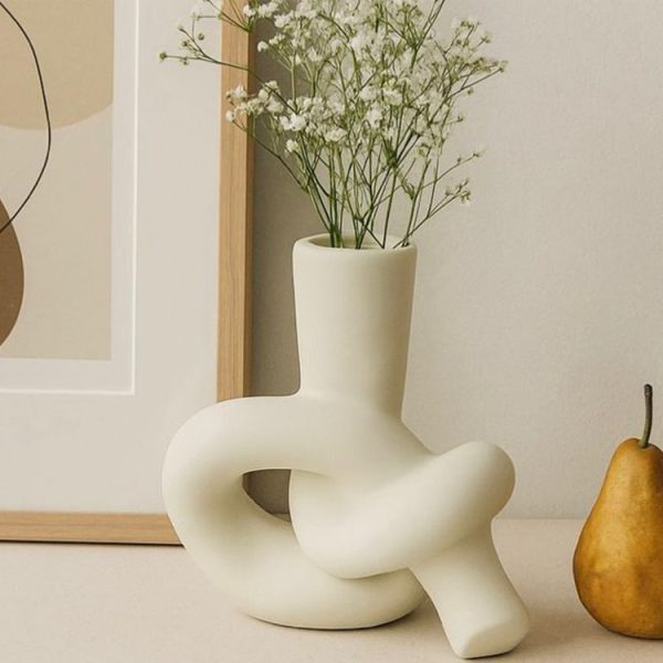 Ceramic Vase MOQ 120pcs ( mix colours). FOB 🇨🇳 $2.25